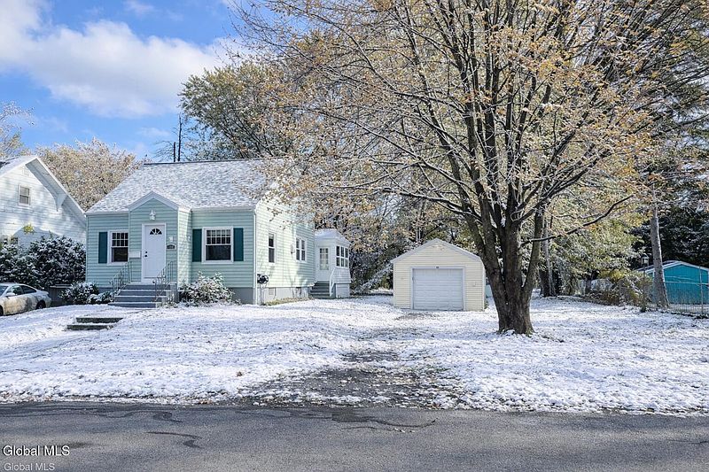 4th image of 150 Gifford Road