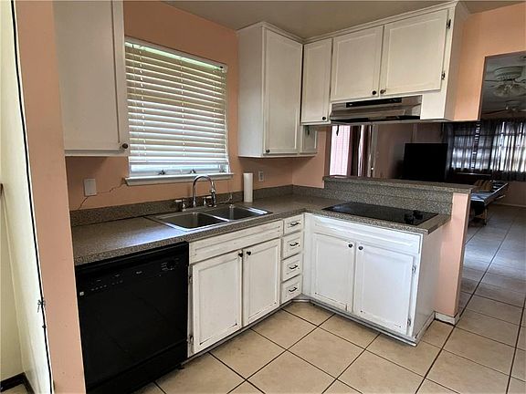 5th image of 5801 Rosalie Ct