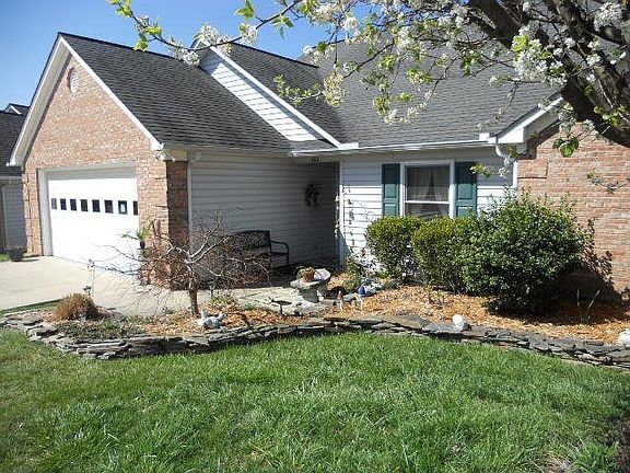 2nd image of 606 Court Side Dr