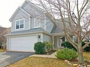 285 Penny Ln, Grayslake, IL