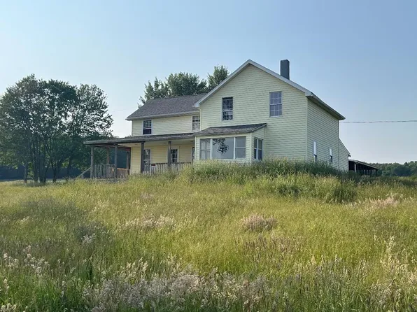 13042 Springboro Rd, Conneautville, PA 16406