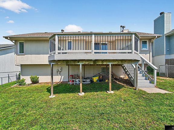 4th image of 8311 Read St