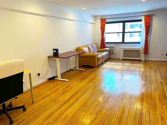 3rd image of 57-10 Junction Blvd #3L