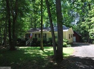 2405 Minorwood Rd, Greensboro, NC 27405