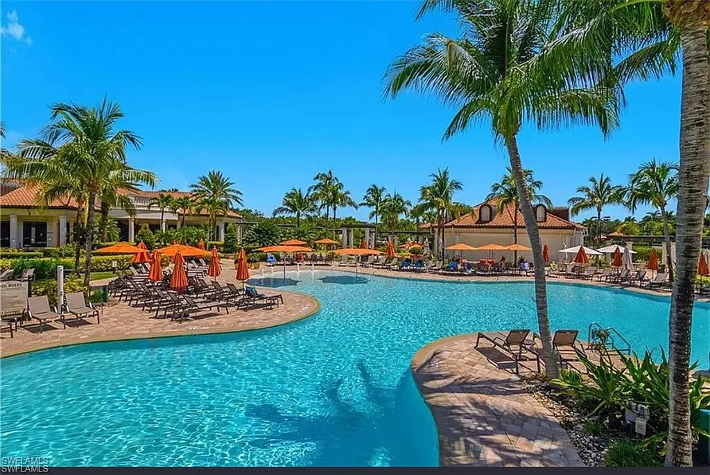 2 bed, 2.0 bath, 1194 sqft, $5,500 — Photo 4