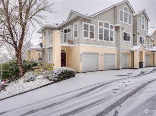 4700 Talbot Rd S #400G, Renton, WA 98055