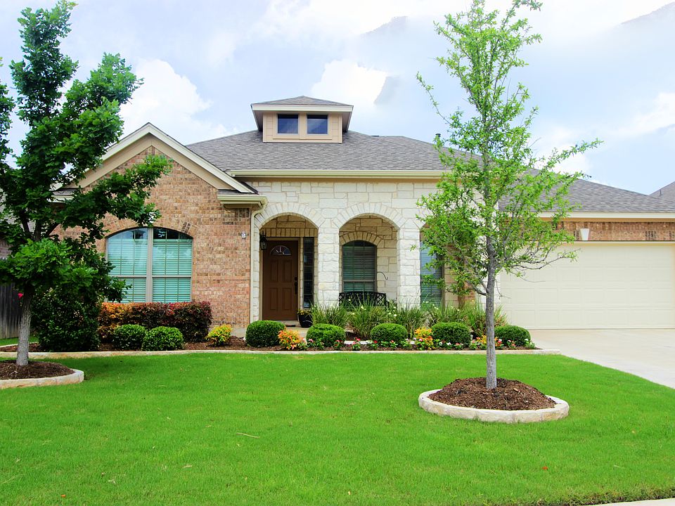 1st image of 2716 Sun Mountain Dr