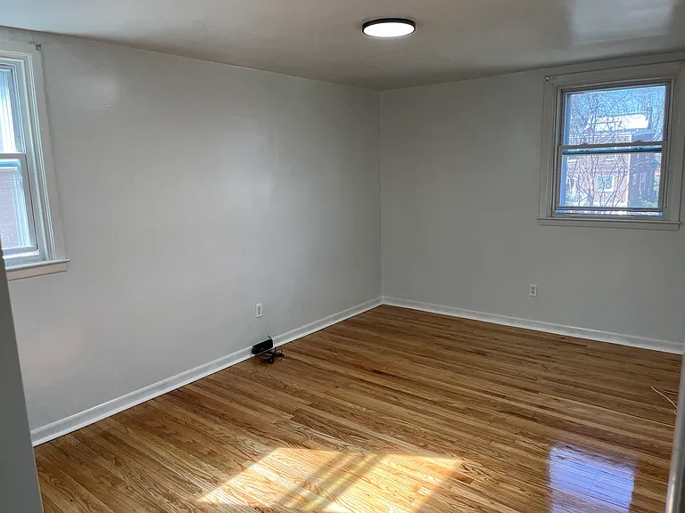5316 Rutland St — Photo 9