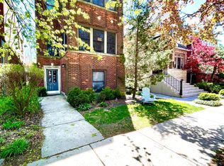 2725 W Sunnyside Ave, Chicago, IL 60625