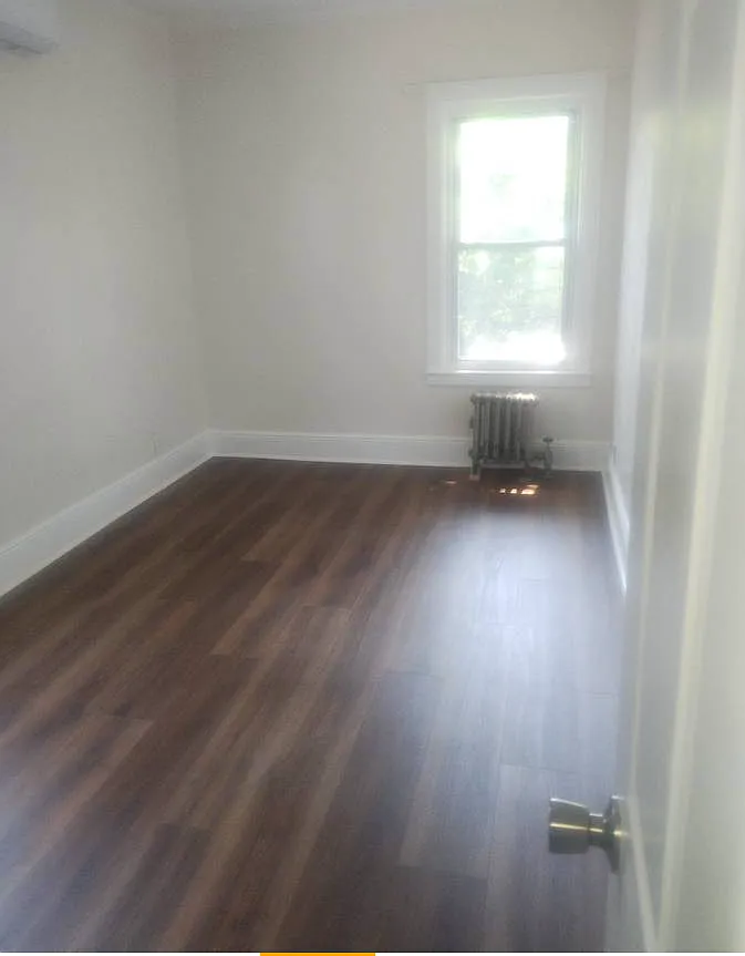 204th St, Saint Albans — Photo 4