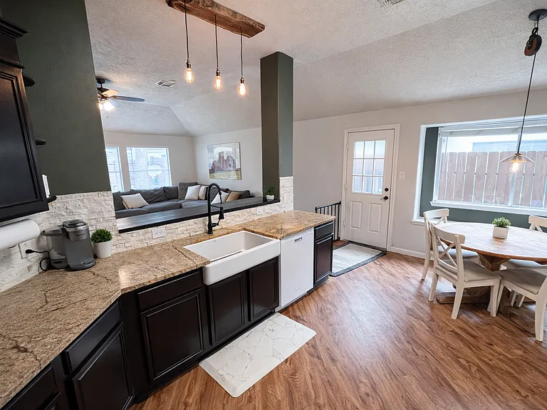 21510 Forest Colony — Photo 15