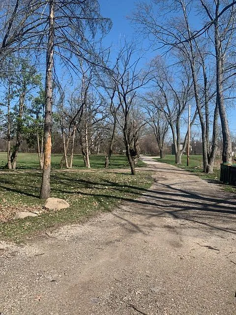 3 bed, 2000 sqft, $2,000 — Photo 3