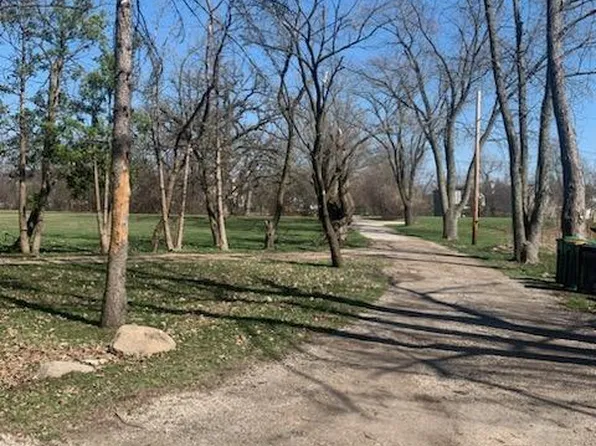 35582 N Knowles Rd, Lake Villa, IL 60046