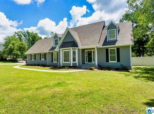 6869 Candlewood Ln, Trussville, AL 35173