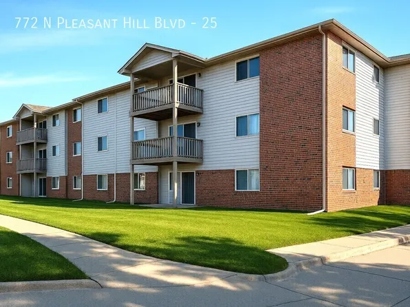 Peterson Place 2, 772 N Pleasant Hill Blvd #25, Pleasant Hill, IA 50327