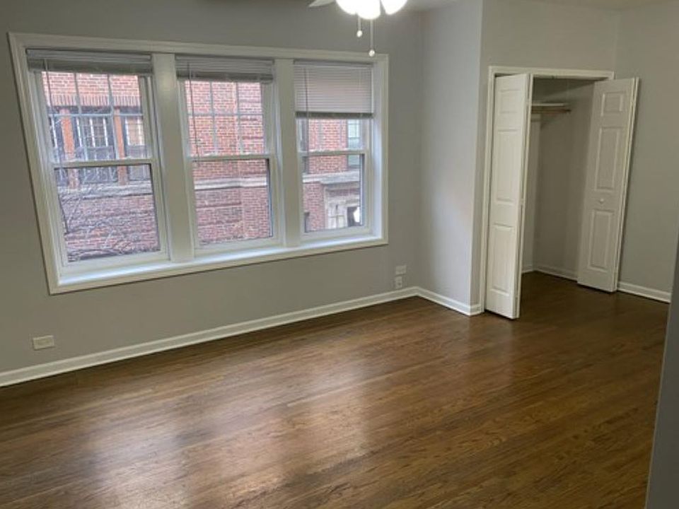 1st image of 3712 N Sheffield Ave #402