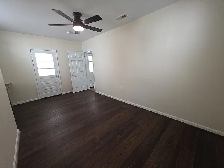 7516 Main St — Photo 24