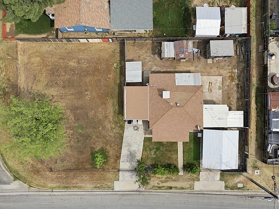 3rd image of 1241 Wilson Ave
