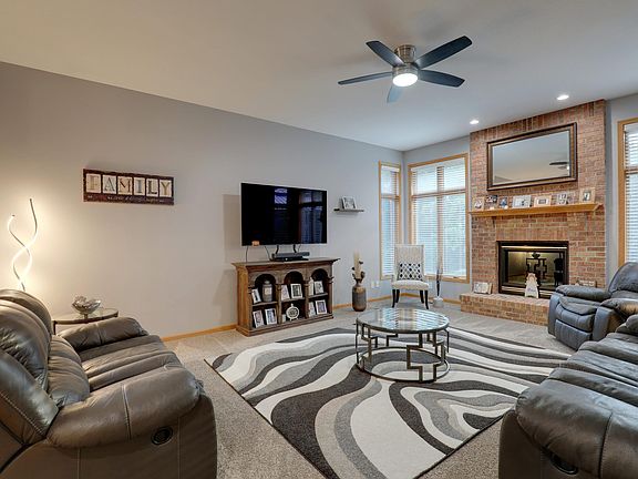 4th image of 4010 Catamaran Ct