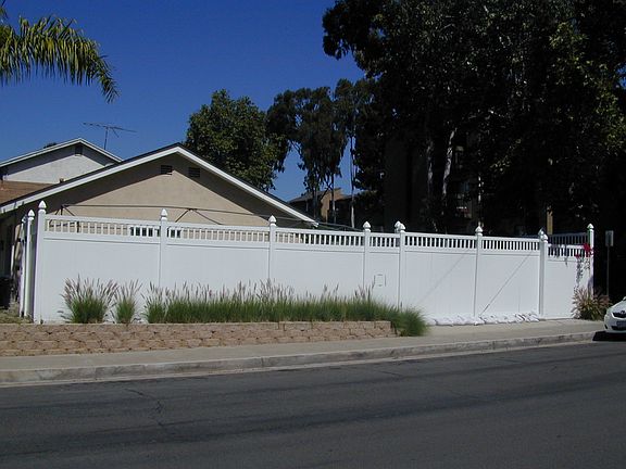 Vinyl Fencing