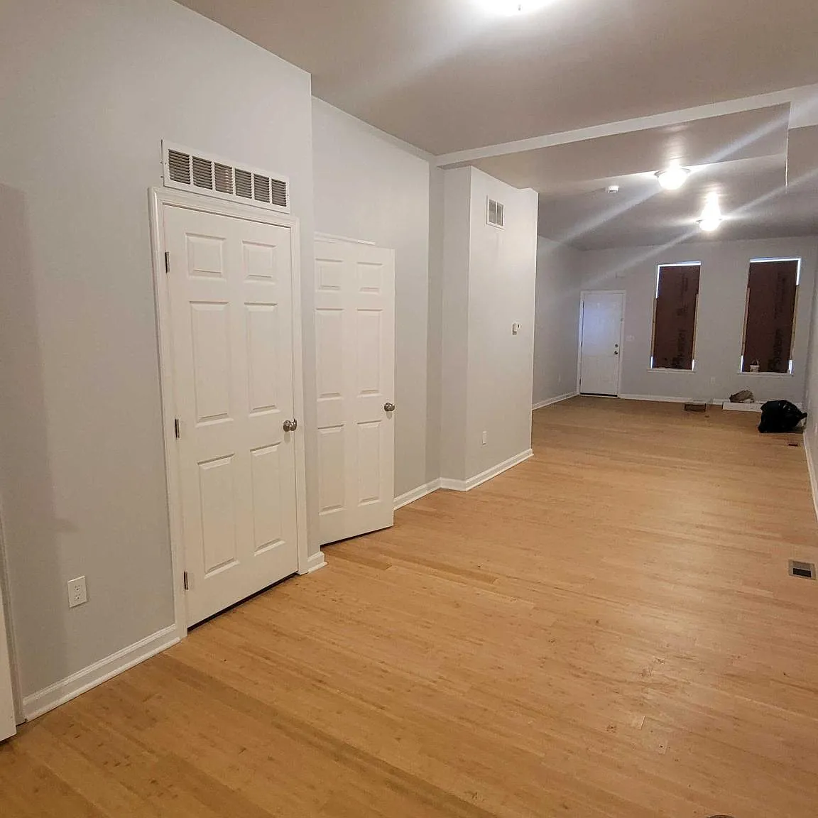 3 bed, 1.5 bath, $1,650 — Photo 2
