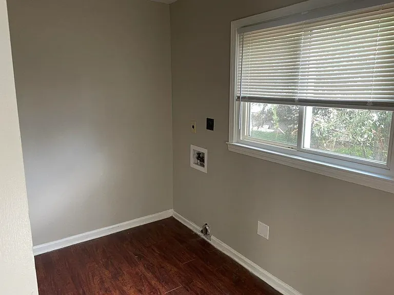 3766 Guernsey Ave — Photo 9