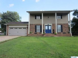 3204 Rita Ln NW, Huntsville, AL 35810