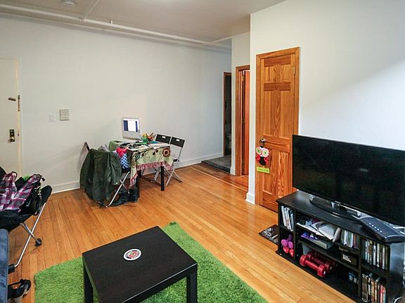 3rd image of 3320 28th St #2