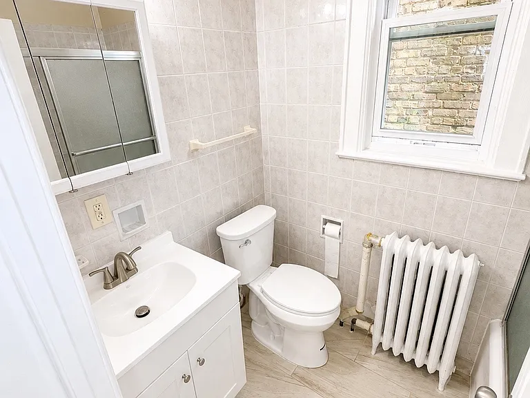 246 Walker St #3 — Photo 6