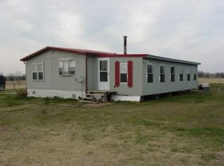 832 10th Rd, Burlington, KS 66839