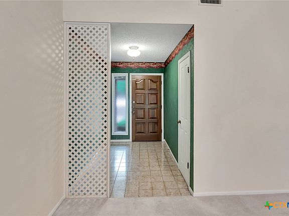 3rd image of 222 Navajo Dr
