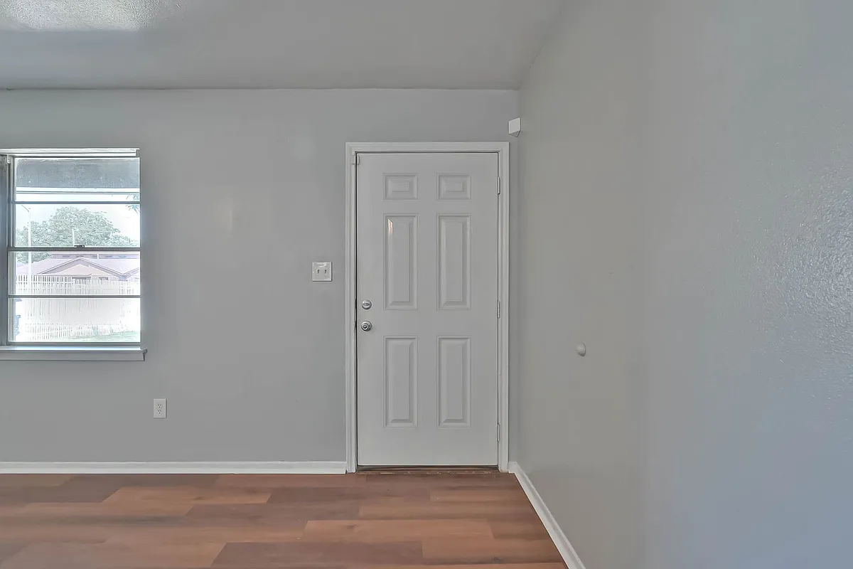 Building Photo - 3918 Tavenor Ln