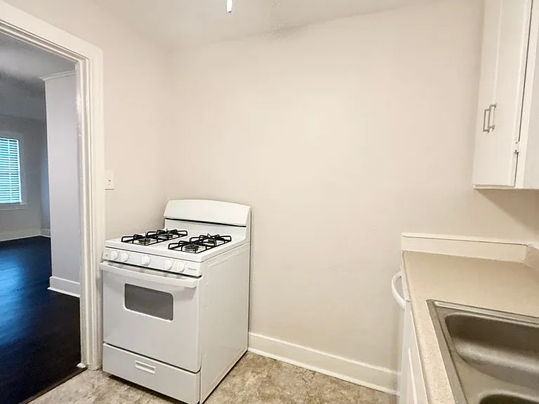 119 Oak Dr — Photo 8