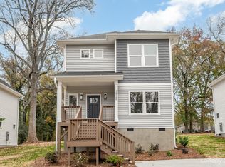 3426 Peligreni St, Charlotte, NC 28208