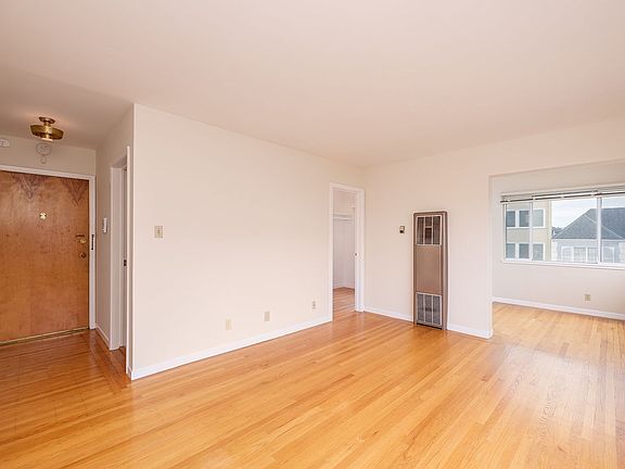 2nd image of 600 Laurel St APT 11