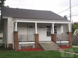 614 W 14th St, Carroll, IA 51401