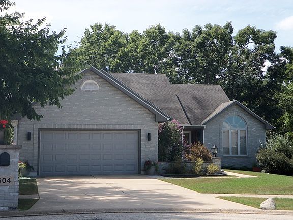 2nd image of 604 Edelweiss Dr