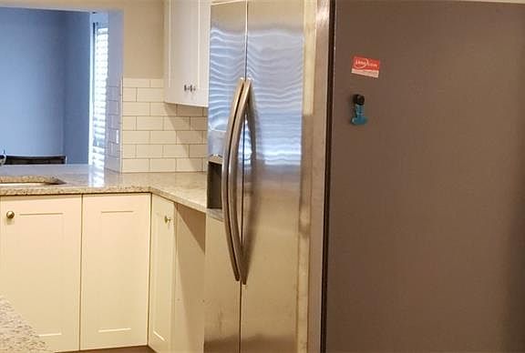 3rd image of 3646 Cheswick Dr