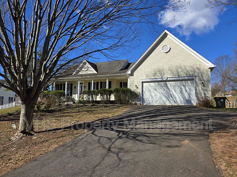 1st image of 1105 Kearns Ct