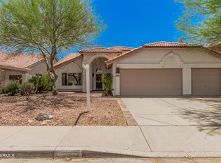 3829 E Windsong Dr, Phoenix, AZ 85048