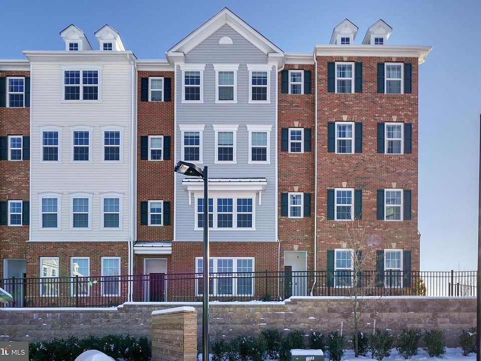 1st image of 9452 Davy Ln Unit 467