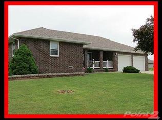 2120 S Hartford Ave, Bolivar, MO 65613