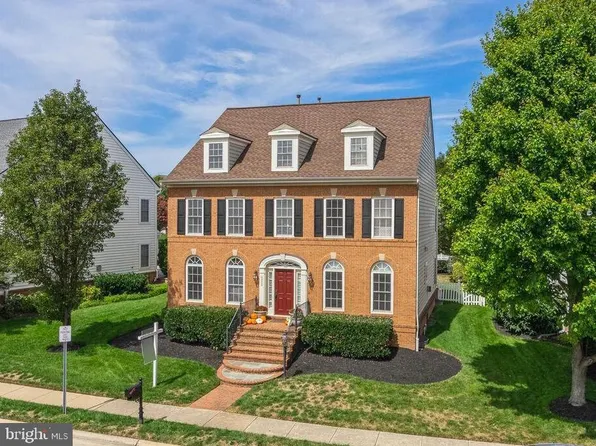 42628 Legacy Park Dr, Ashburn, VA 20148