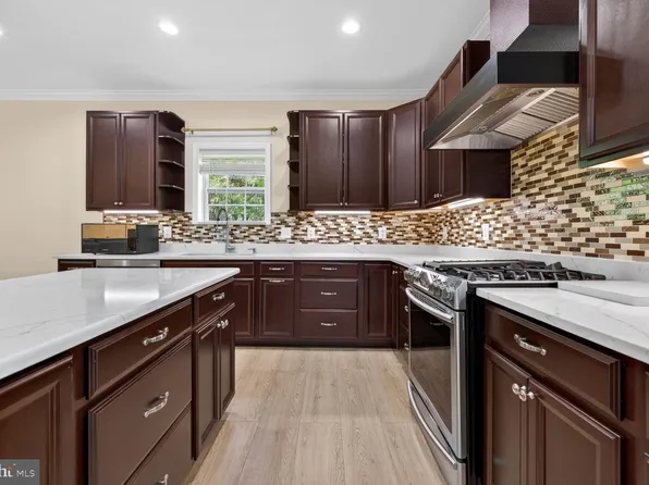 15108 Winesap Dr, Gaithersburg, MD 20878