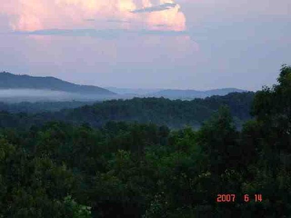 3rd image of 465 Vista View Dr