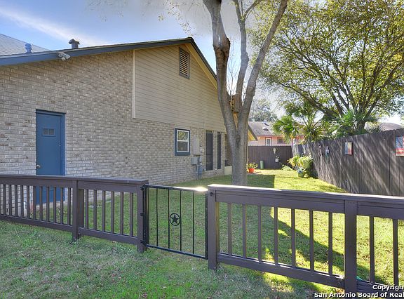 2nd image of 306 Sunrise Canyon Dr