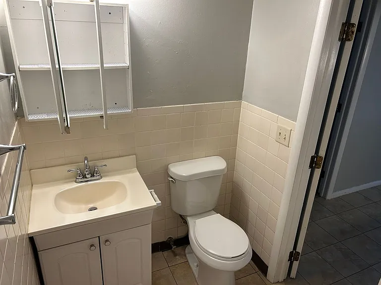 40 McMillen Ave — Photo 7