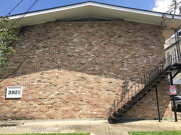 2nd image of 3921 Prytania St APT 5