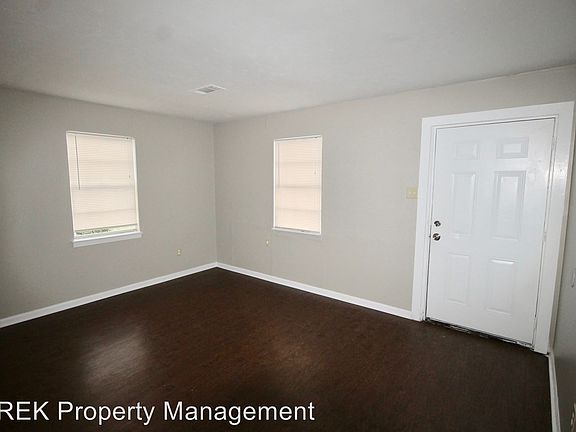 2nd image of 391 Washburn Dr