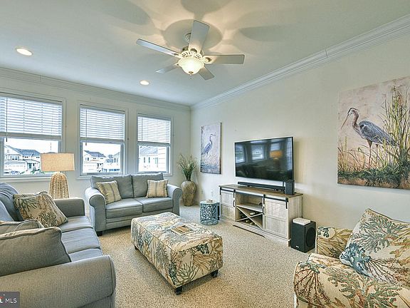 4th image of 35081 Zwaanendael Ave #22C